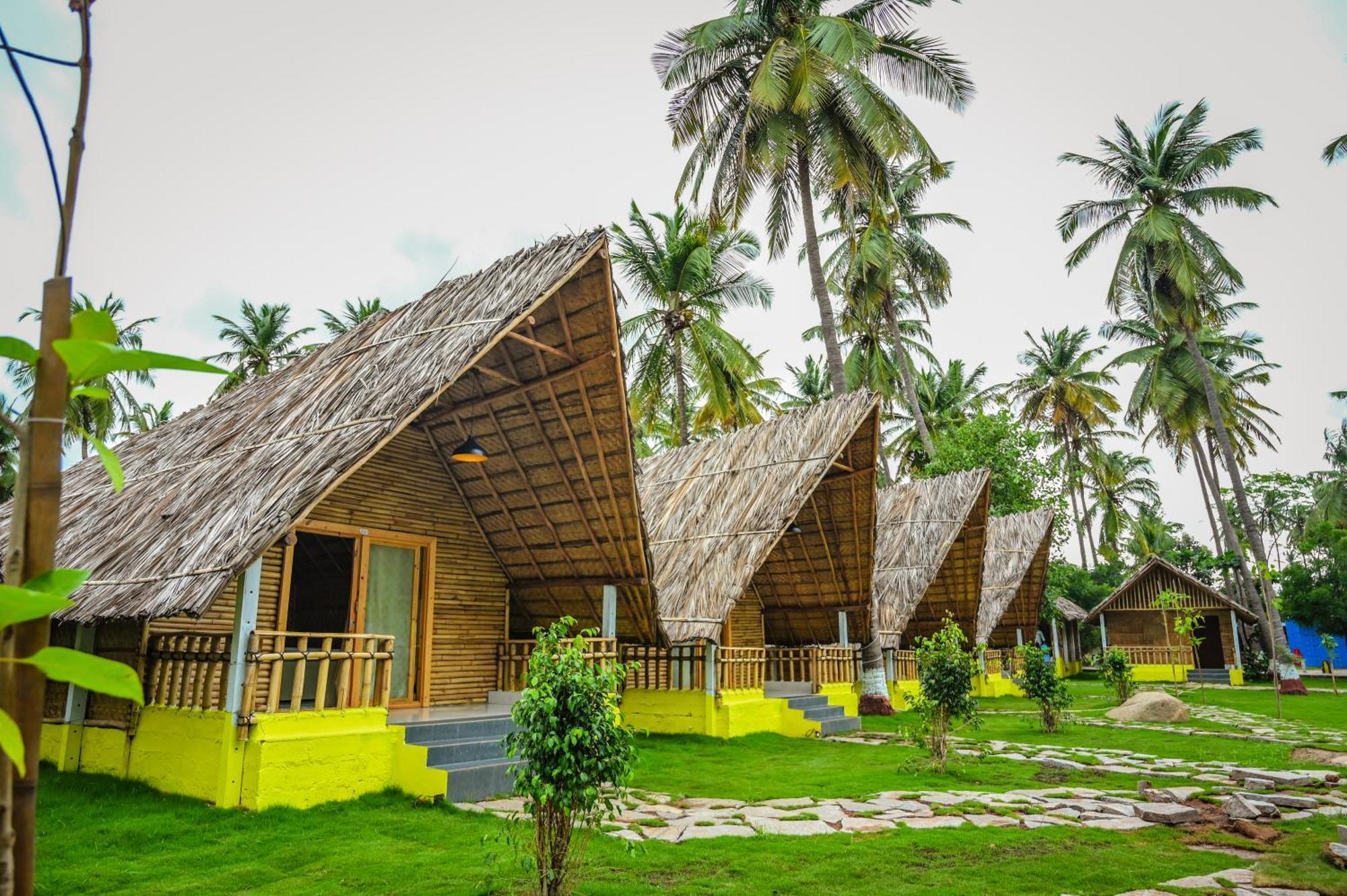 Tamarind Tree Way Side Amenities Hotel Hospet Buitenkant foto