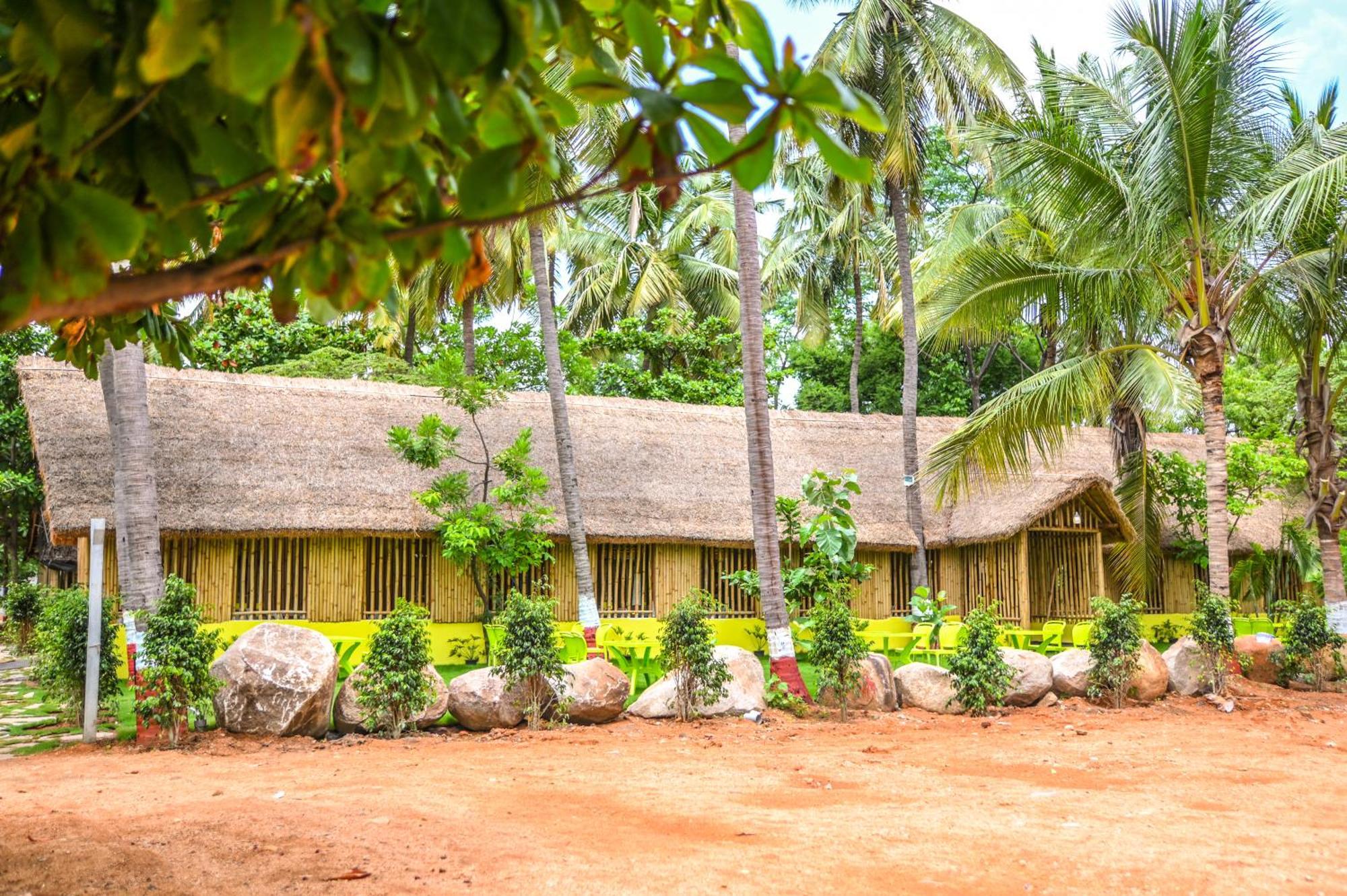 Tamarind Tree Way Side Amenities Hotel Hospet Buitenkant foto